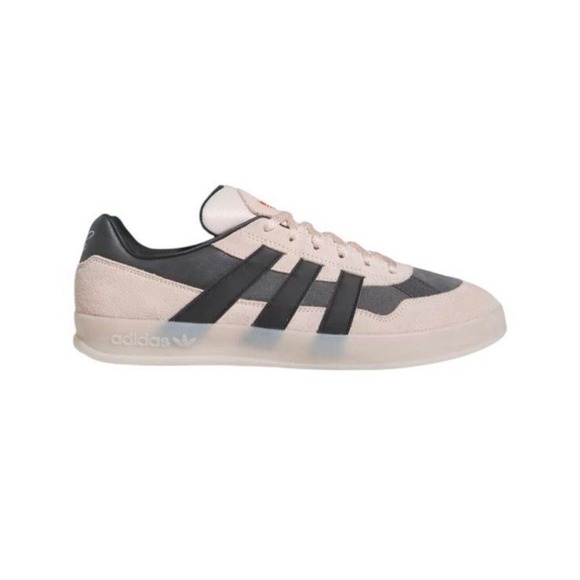 adidas suede aloha super rubber soled sneakers size 12.5